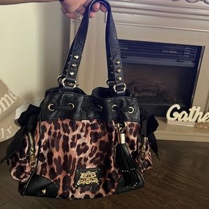 Juicy couture Daydreamer handbag  really nice !